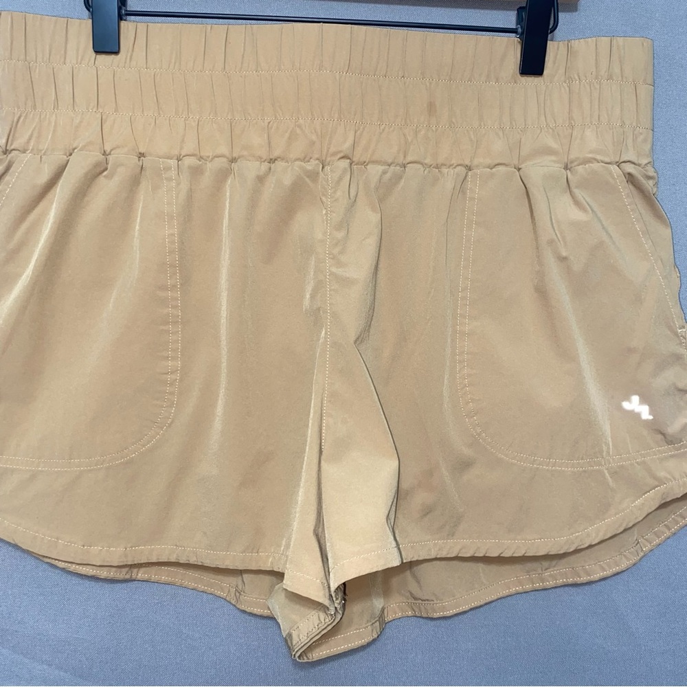 Joy Lab Women's Tan Shorts Large - Picture 3 of 7